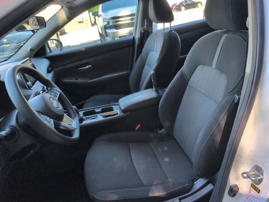 Used 2024 White Nissan SV image 15