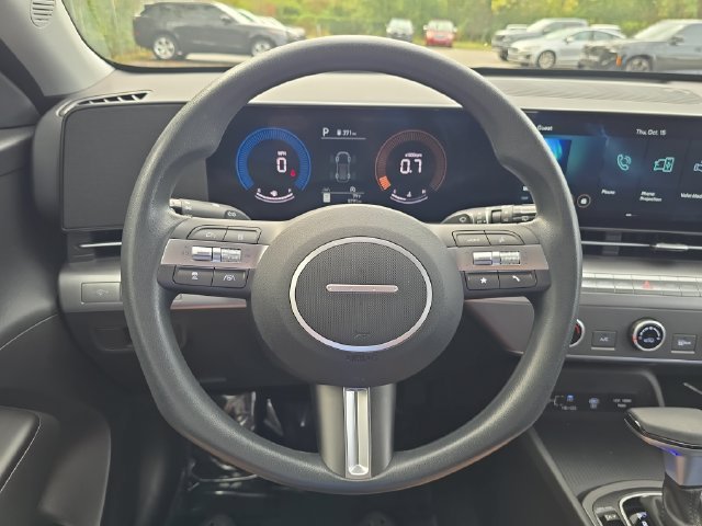 New 2026 White Hyundai SE image 17