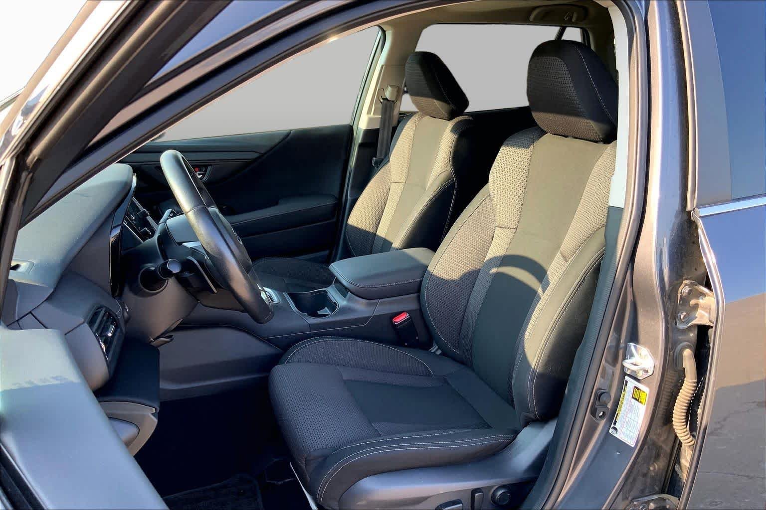 Used 2025 Magnetite Gray Metallic Subaru Premium image 8