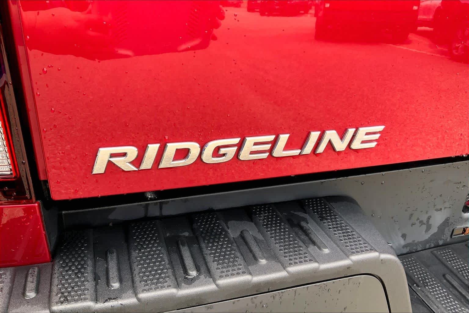 Certified Used 2021 Radiant Red Metallic Honda RTL image 10