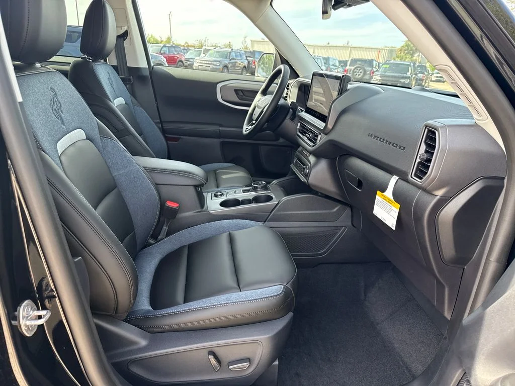 New 2025 Black Ford Outer Banks image 21