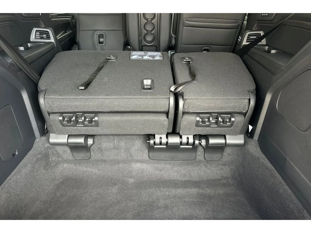 New 2026 Platinum White Pearl Honda Touring image 18