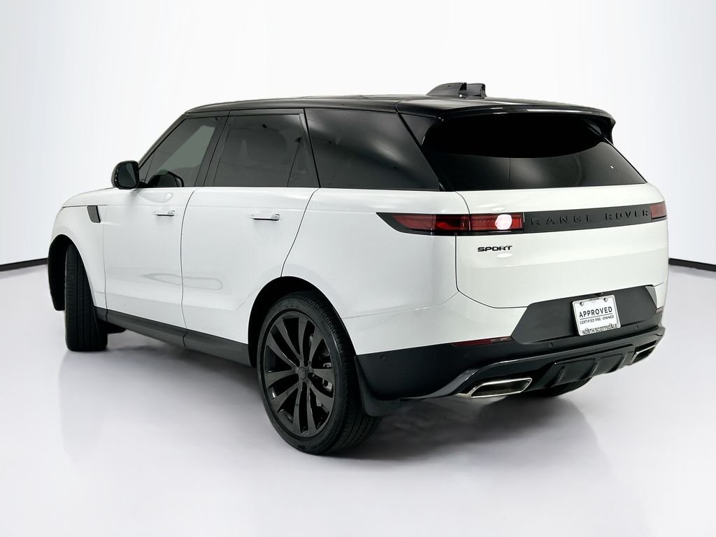 Used 2026 Fuji White Land Rover SE image 7