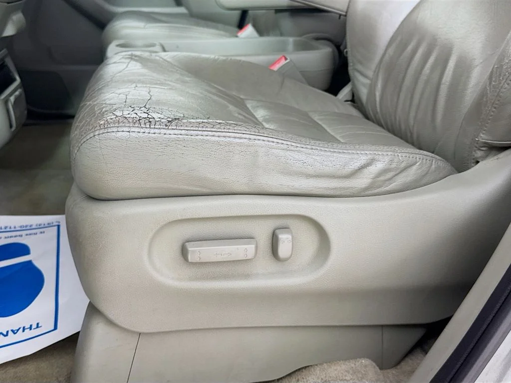 Used 2007 Nimbus Gray Metallic Honda Touring image 21