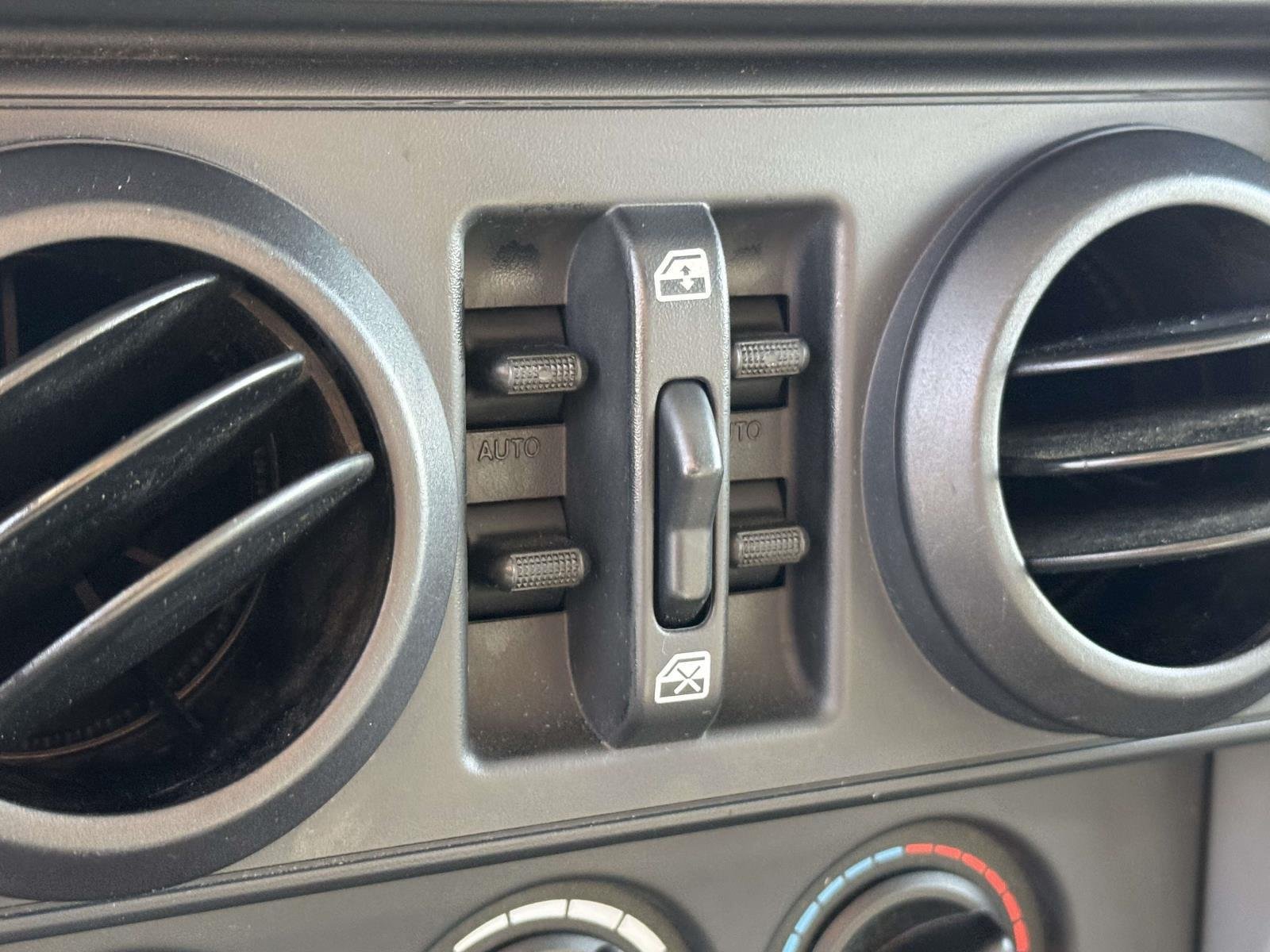 Used 2009 BLUE Jeep Rubicon image 4
