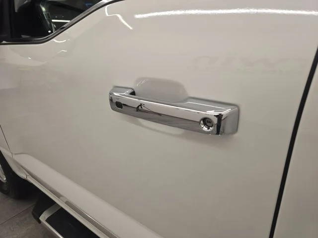 Certified Used 2025 Star White Ford Lariat image 21