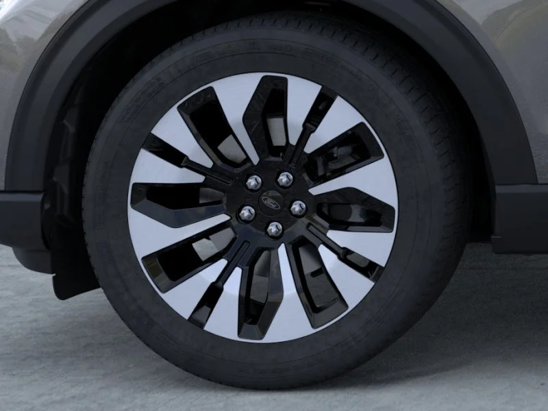 New 2026 Carbonized Gray Metallic Ford Platinum™ image 19