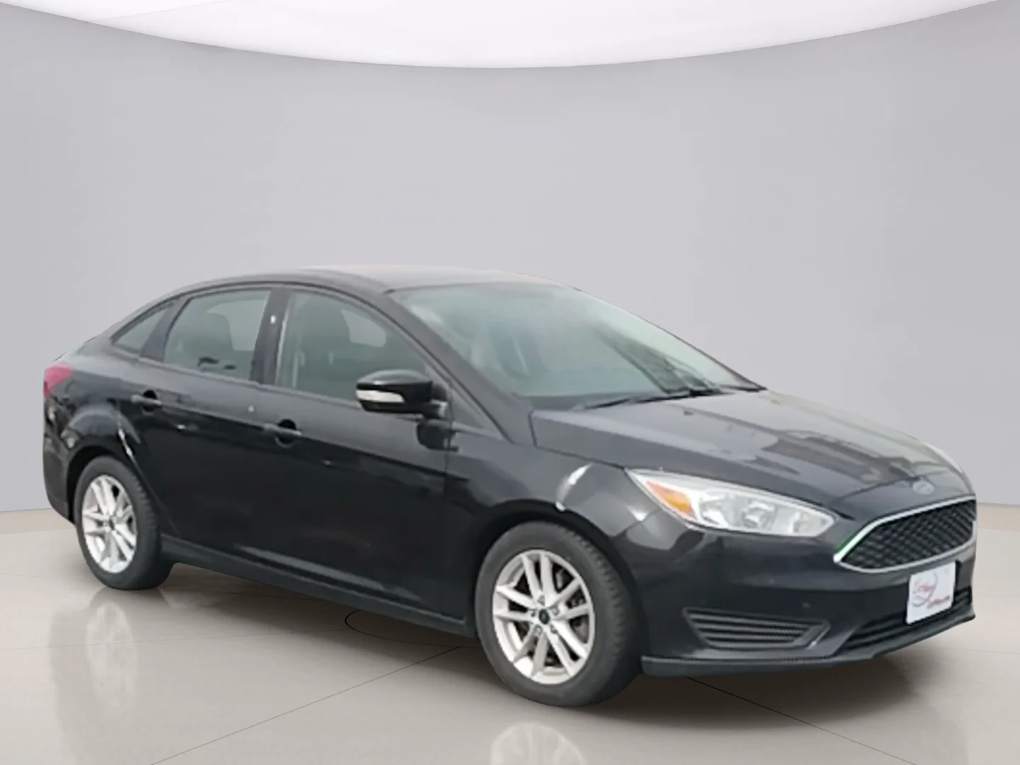 Used 2015 Black Ford SE image 7