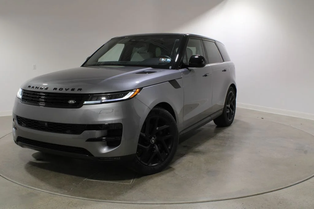 2025 Land Rover Range Rover Sport P360 SE MHEV's photo