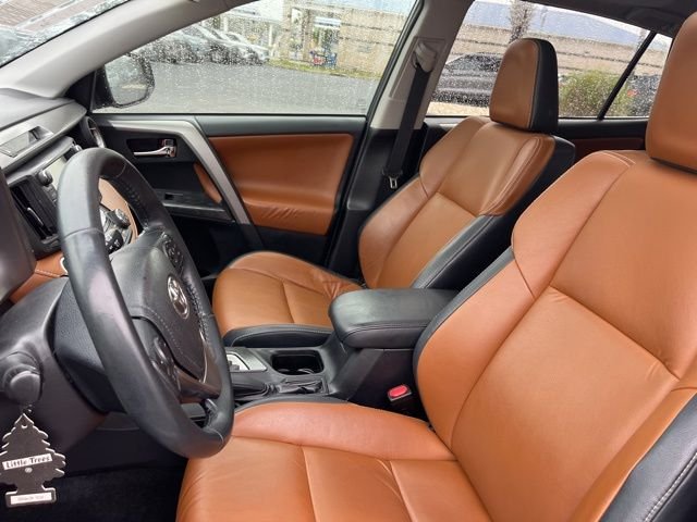 Used 2017 Gray Toyota Platinum image 7