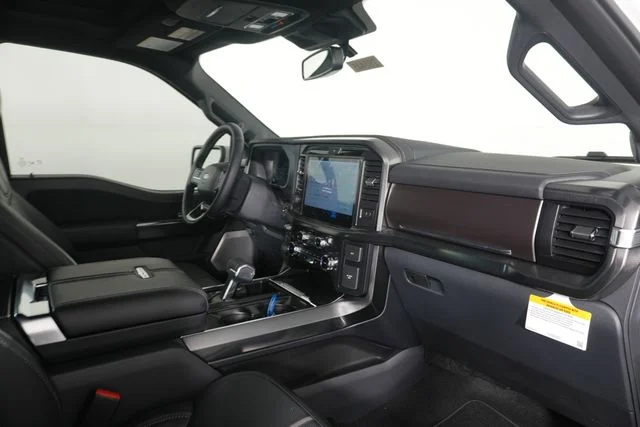 New 2026 Star White Metallic Tri-Coat Ford Platinum® image 37