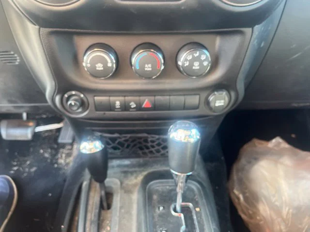 Used 2018 White Jeep Unlimited Sport image 14