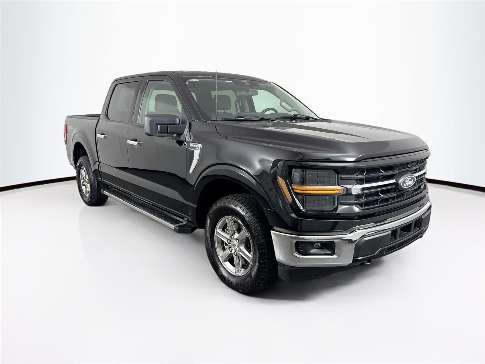 Used 2025 Agate Black Ford XLT image 8