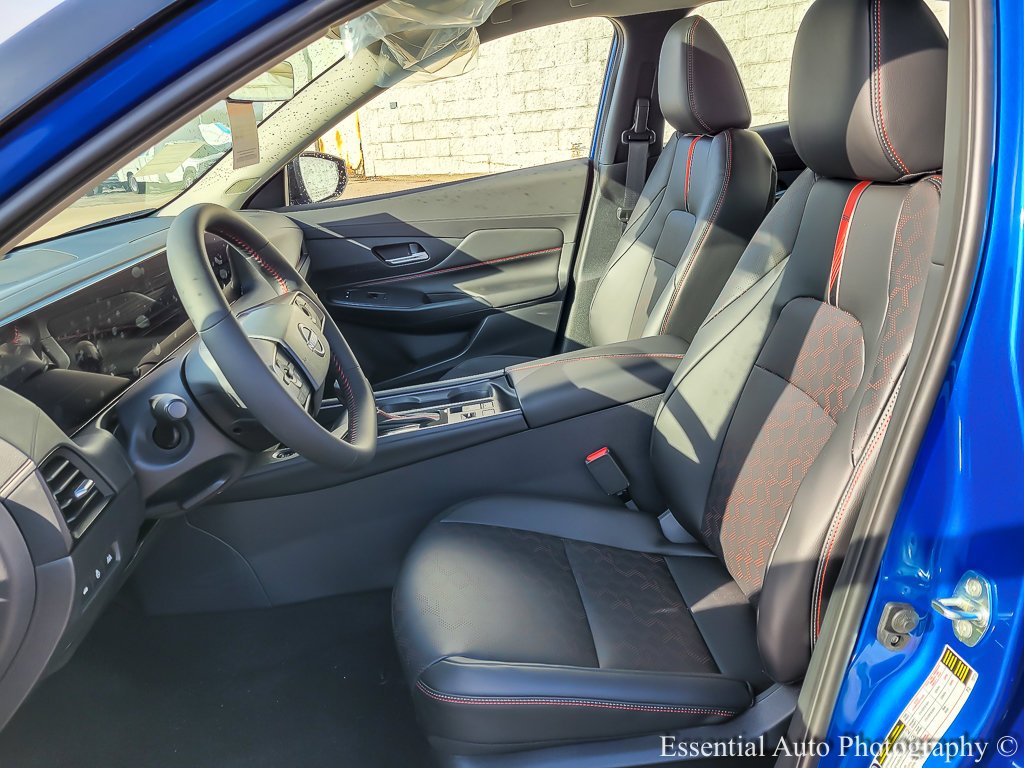 New 2026 Bluestone Pearl/Super Black Nissan SR image 8