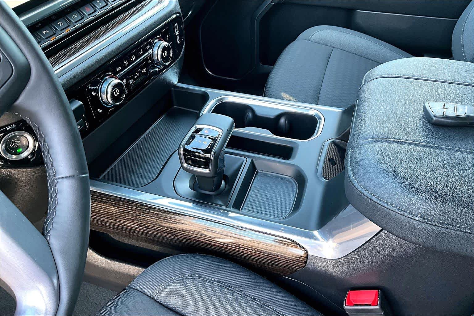 2024 GMC Sierra 1500 Elevation - Photo 16