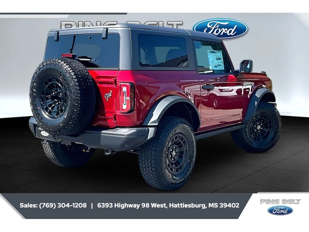 New 2026 Ruby Red Metallic Tinted Clearcoat Ford Badlands® image 11