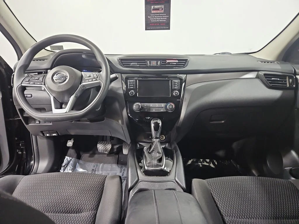 Used 2021 Black Nissan S image 18