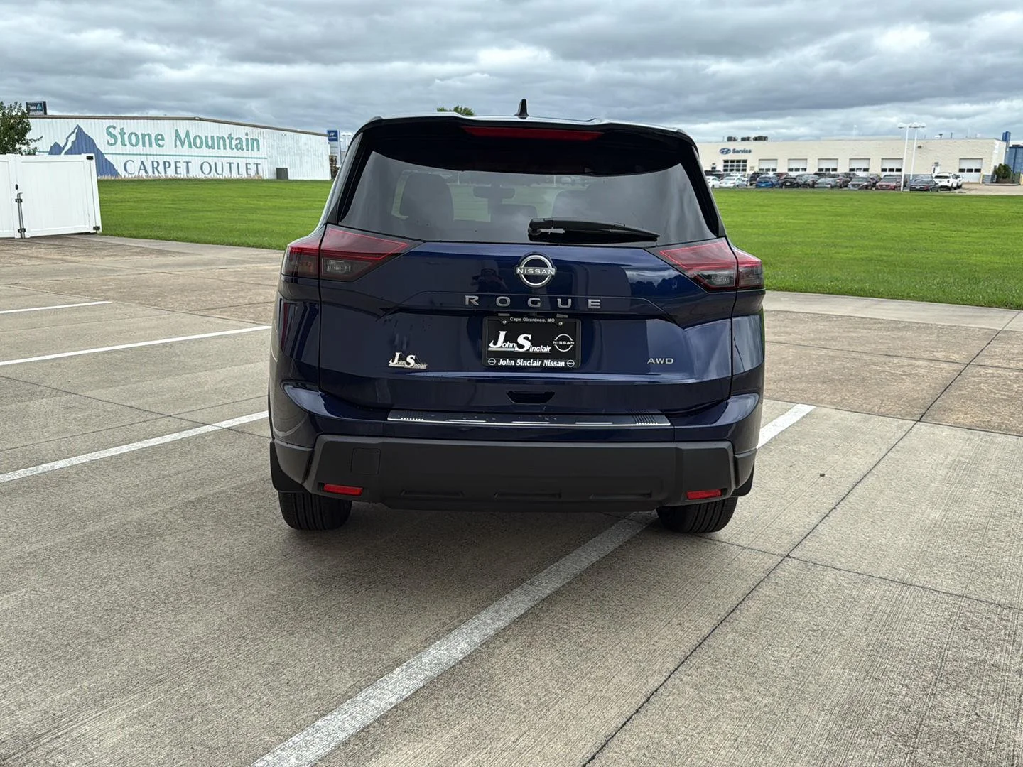 New 2026 DEEP OCEAN BLUE Nissan SV image 6