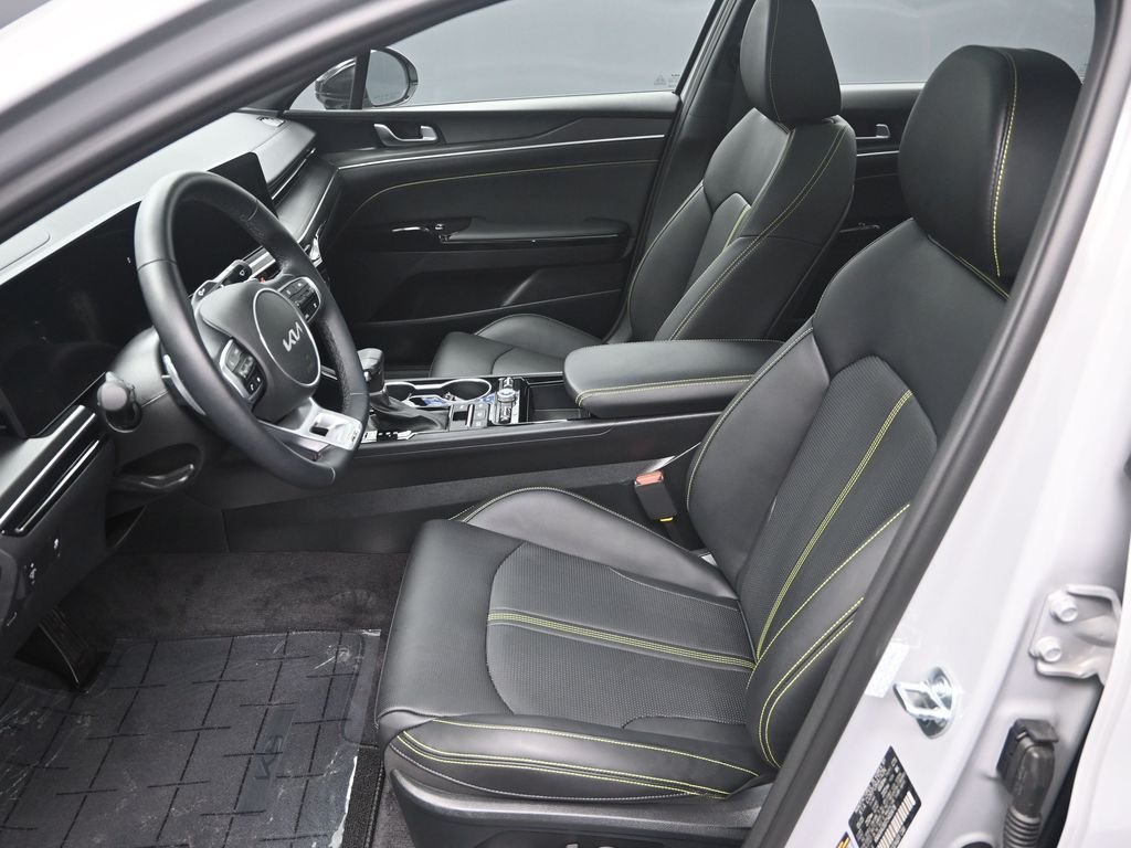 2026 Kia K5 GT - Photo 14