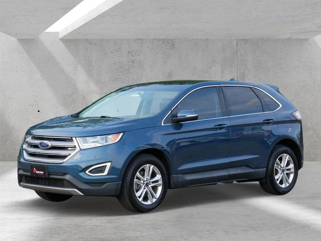 Used 2016 Blue Ford SEL image 5