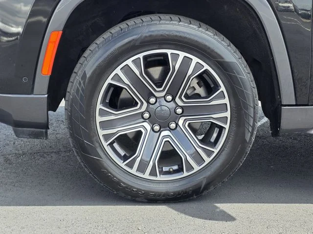 Certified Used 2022 Diamond Black Jeep Series III image 34