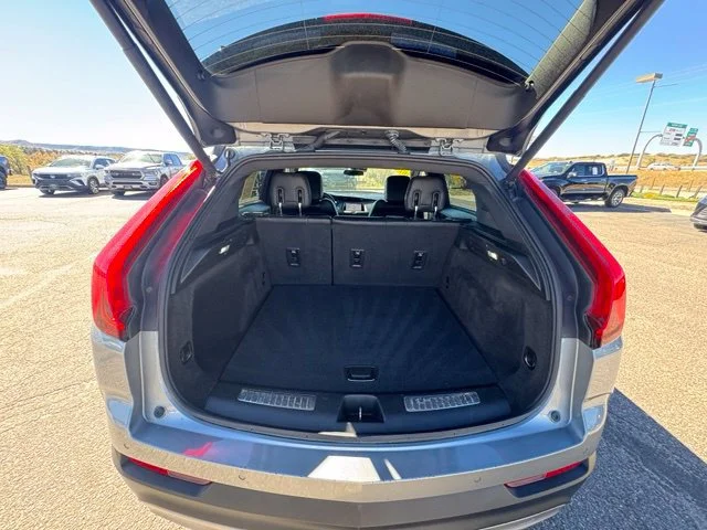 Used 2023 Silver Cadillac AWD Premium Luxury image 22