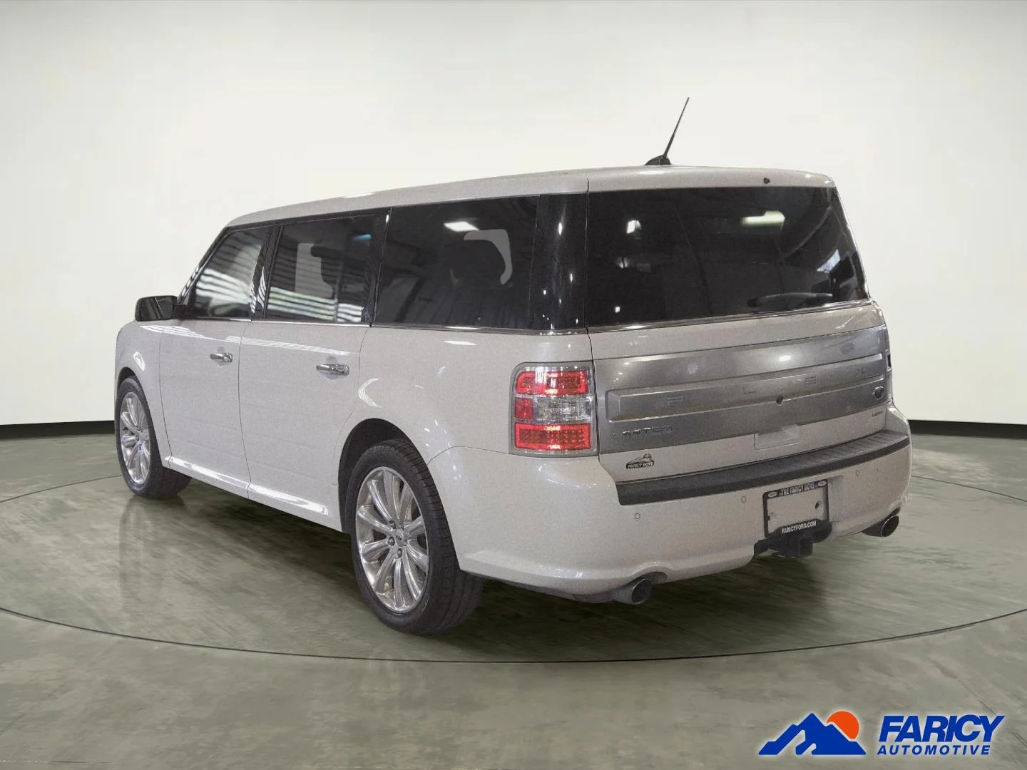 Used 2019 White Platinum Metallic Tri-Coat Ford Limited EcoBoost image 3