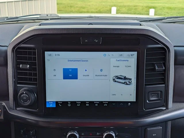 Used 2025 White Ford Platinum image 33