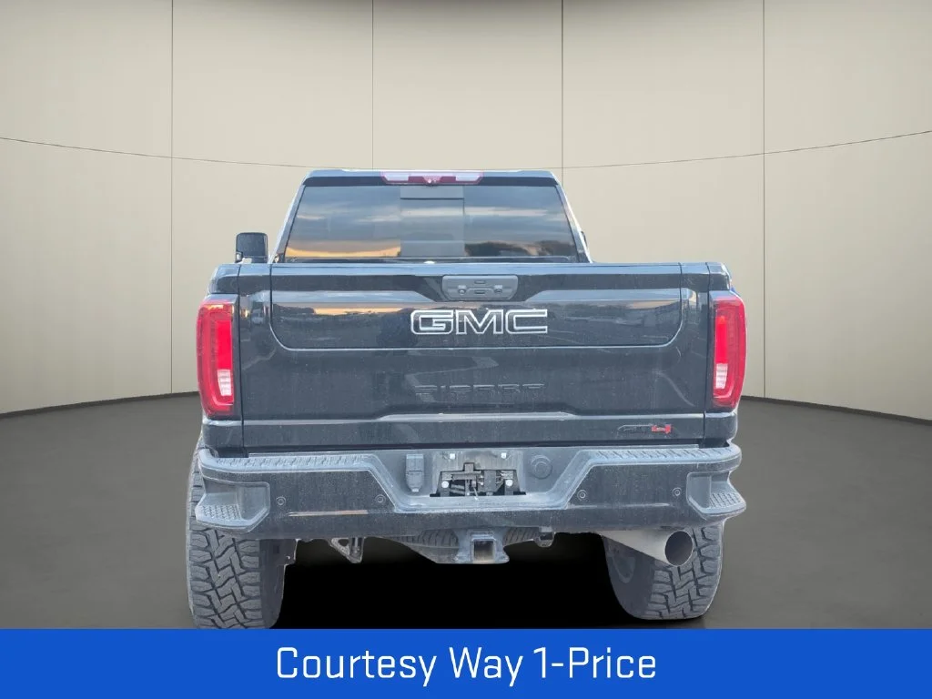 Used 2022 Black GMC AT4 image 9