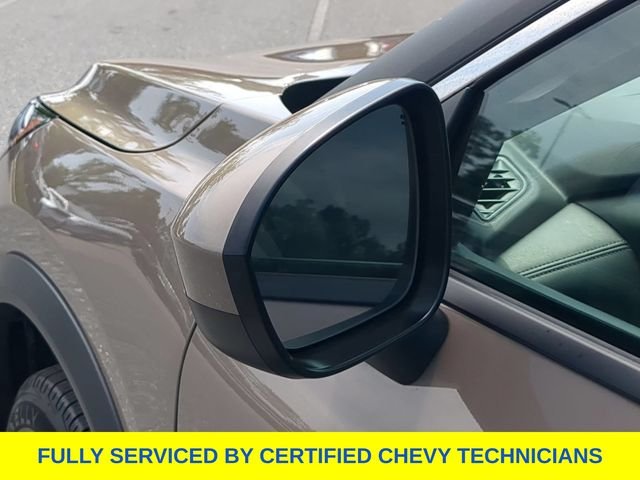Used 2025 Beige/tan Nissan SV image 20