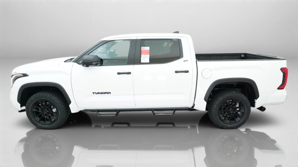 2026 Toyota Tundra SR5 - Photo 2