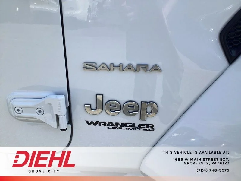 Used 2022 White Jeep Unlimited Sahara image 10