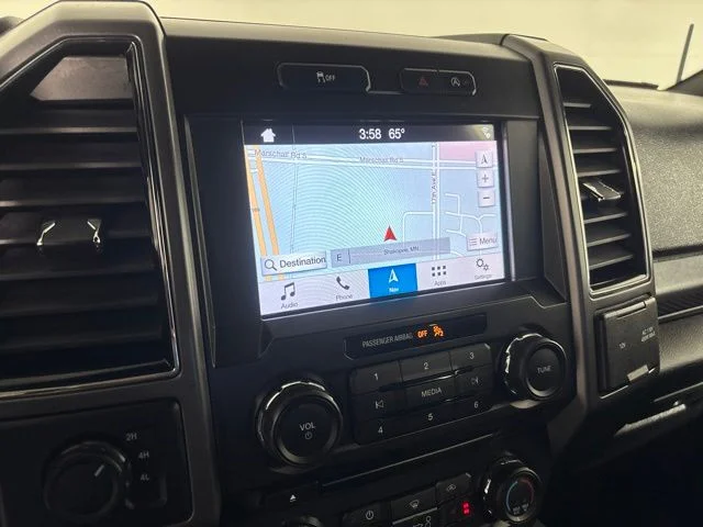 Used 2018 Black Ford XLT image 19