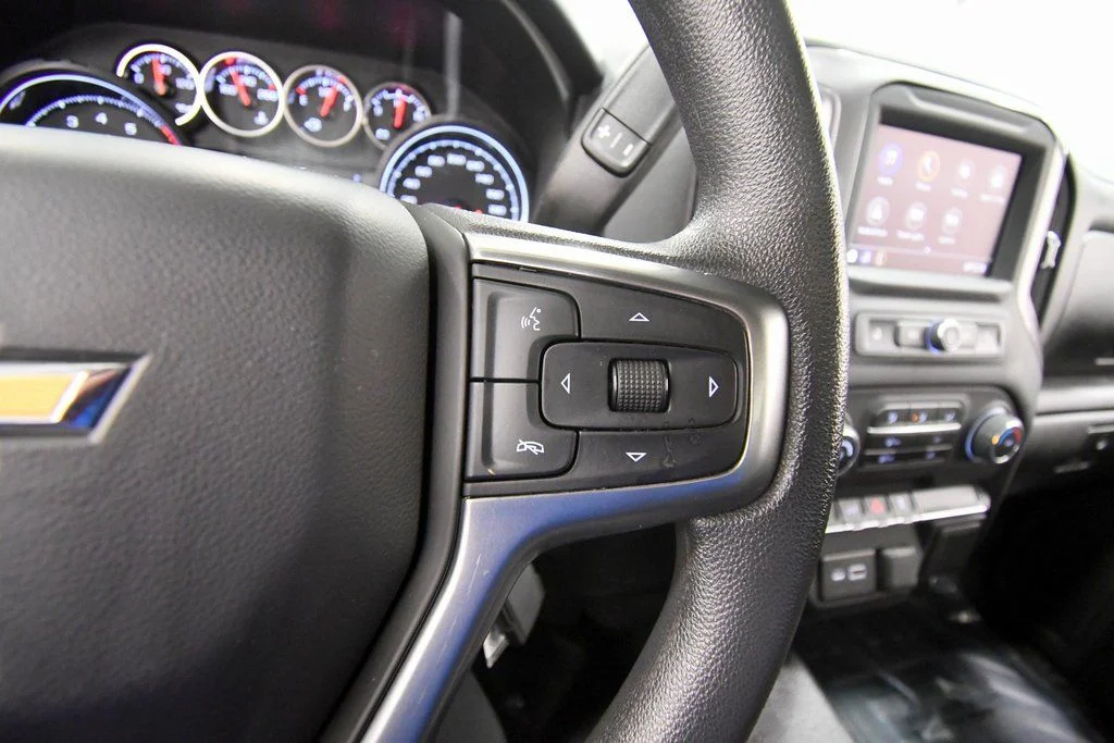 Used 2022 White Chevrolet Work Truck image 17
