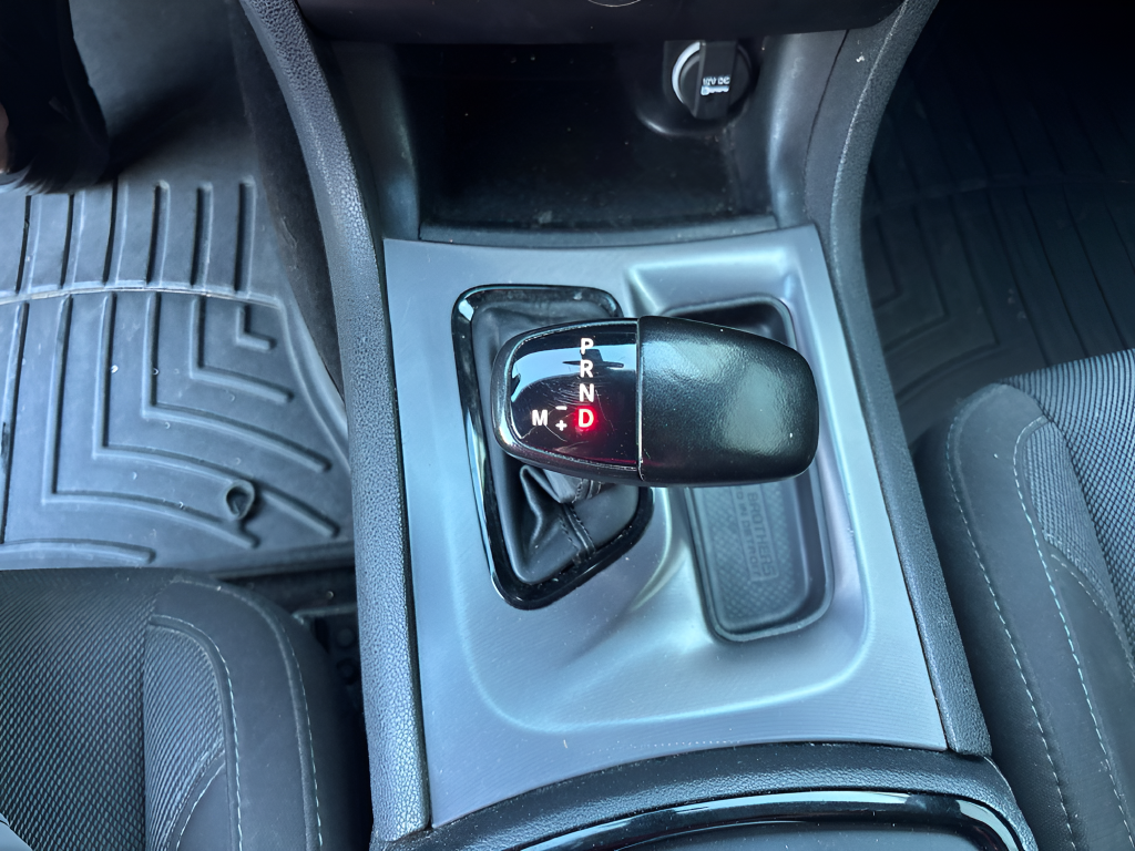Used 2019 Gray Dodge SXT image 31