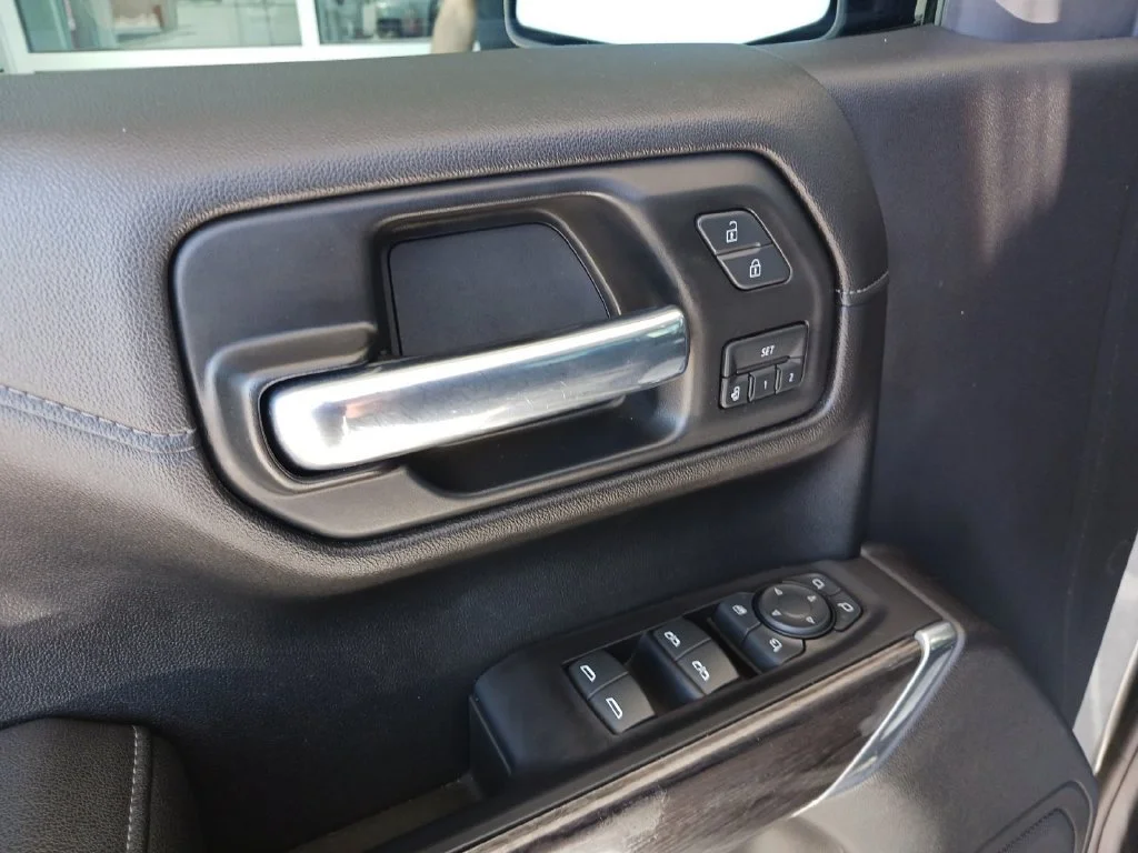 Used 2021 SATIN STEEL METALLIC Chevrolet LTZ image 32