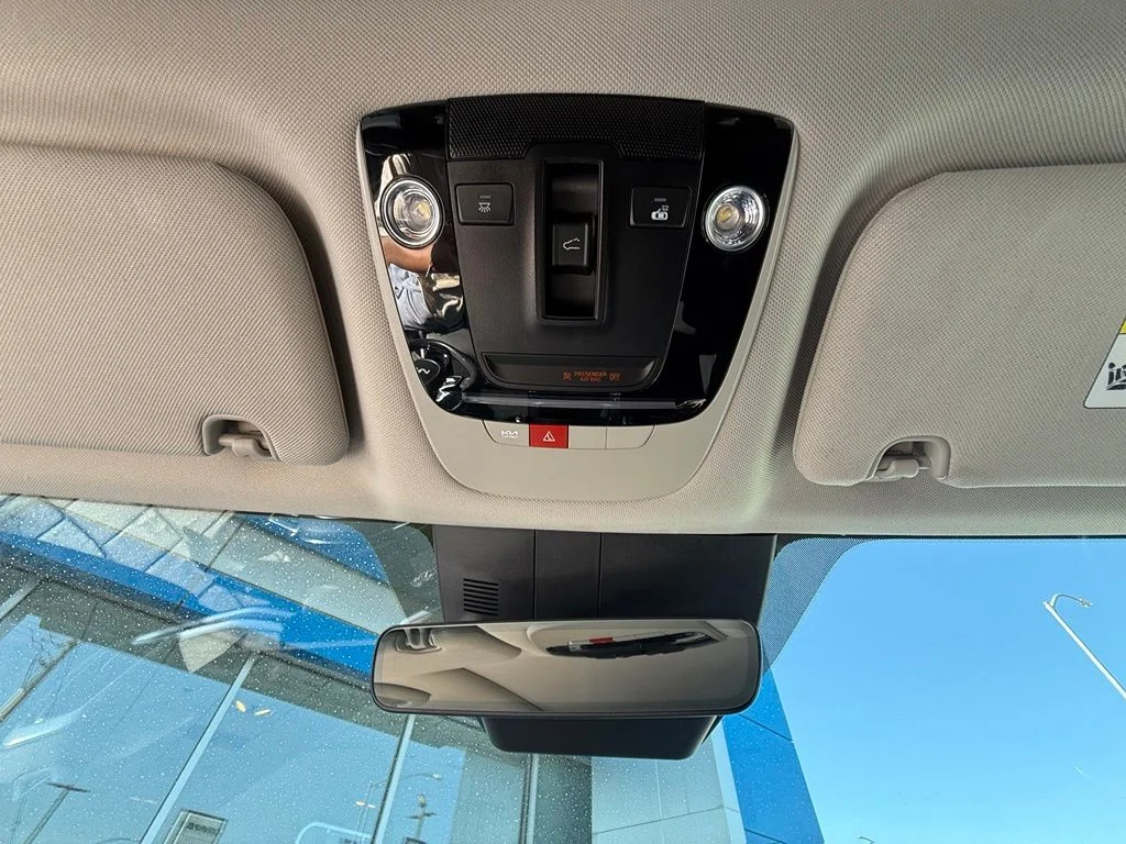 Used 2024 Red Kia X-Line SX image 31