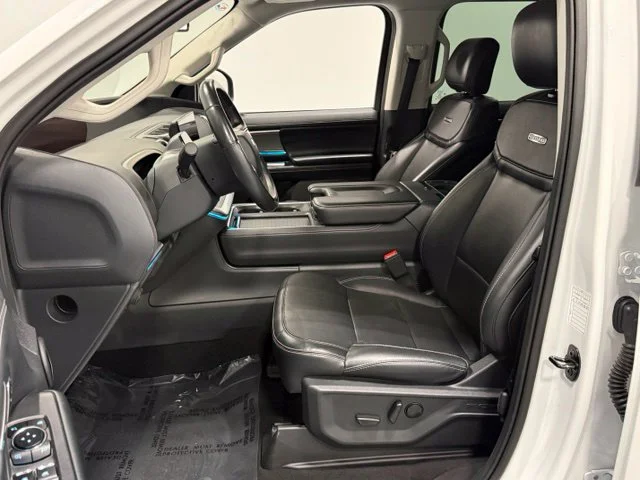 Used 2025 White Ford Platinum image 12