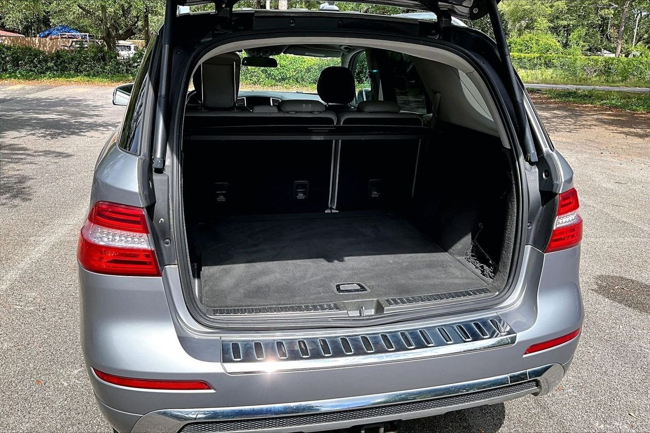 Used 2014 Silver Mercedes-Benz ML 350 image 36