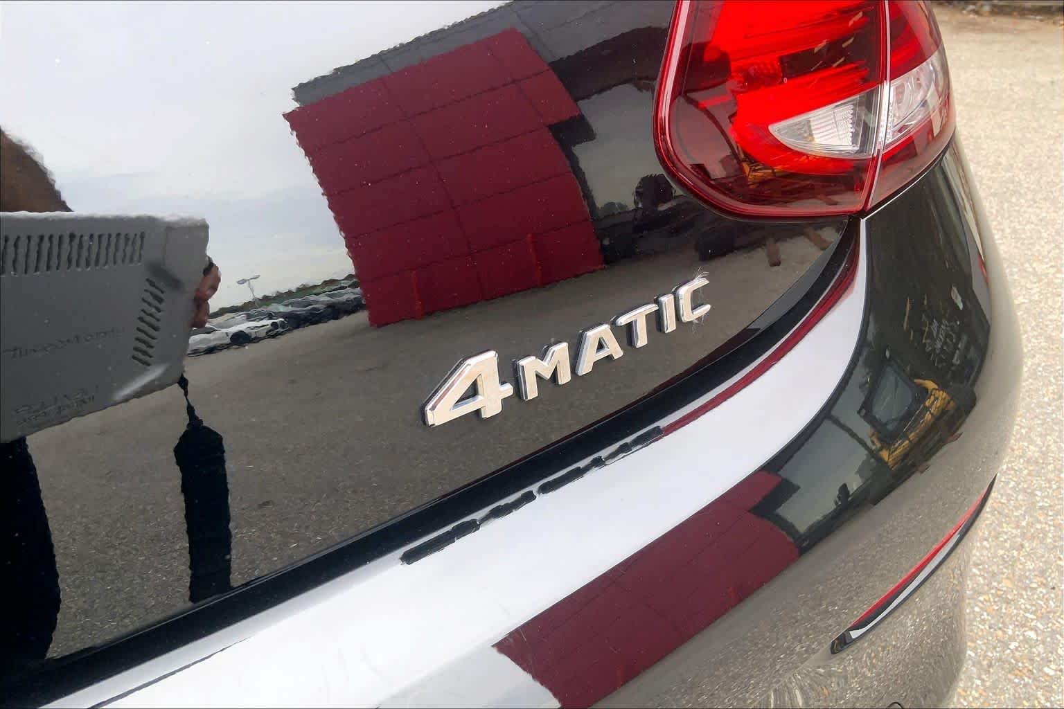 Used 2021 BLACK Mercedes-Benz C 300 image 10