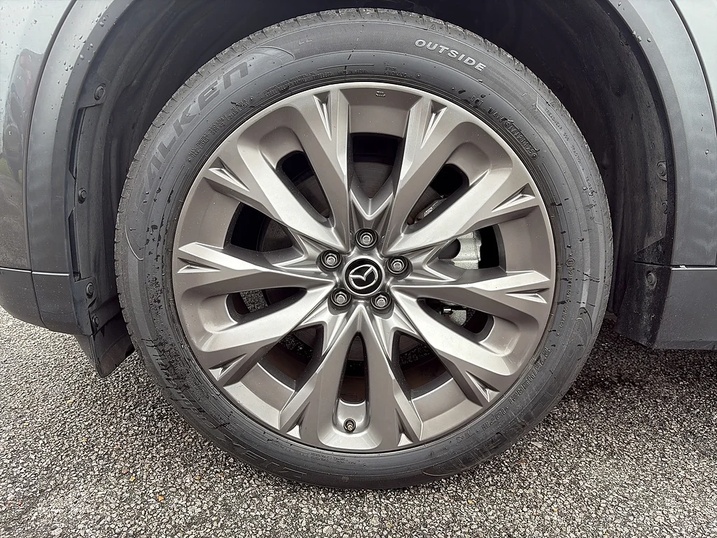 Used 2024 Machine Gray Metallic Mazda  image 9