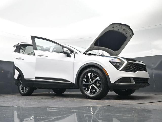 Used 2023 White Pearl Kia EX image 35