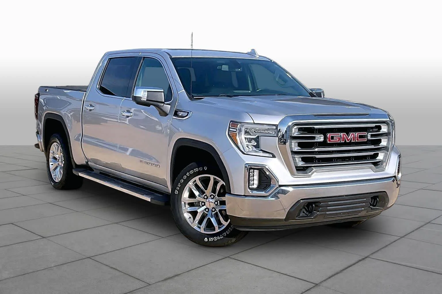 Used 2019 Quicksilver Metallic GMC SLT image 3