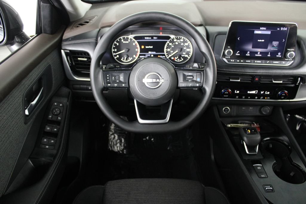 2022 Nissan Rogue SV - Photo 6