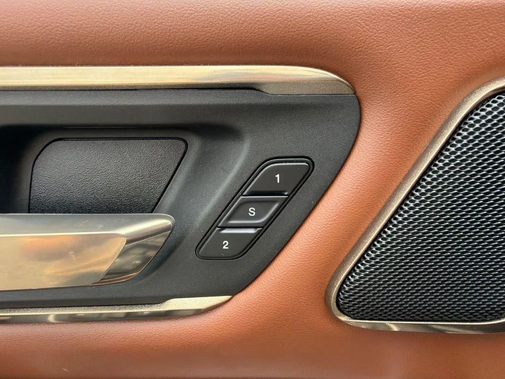 Used 2019 White Ram Laramie Longhorn image 30
