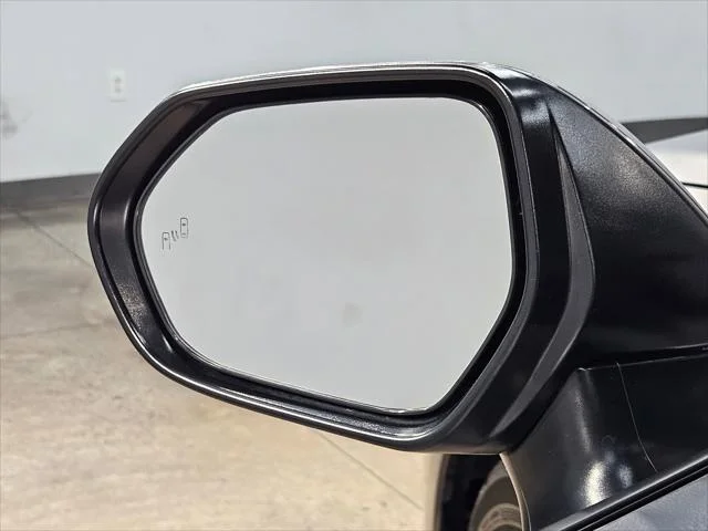 Certified Used 2025 PRECIOUS METAL Toyota  image 22