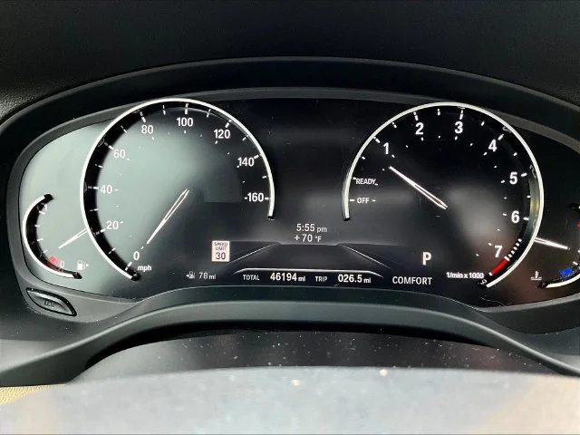 Used 2021 Blue BMW sDrive30i image 16