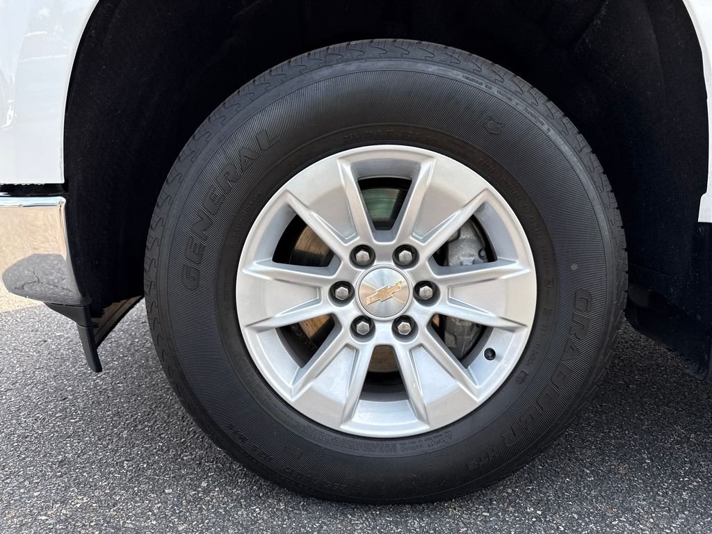 Used 2024 White Chevrolet WT image 11