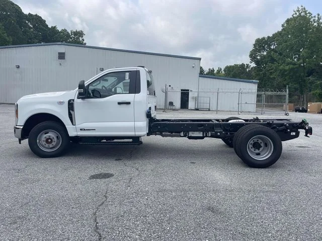 New 2025 White Ford XL image 26