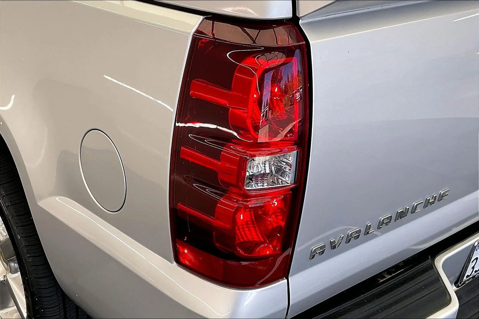 Used 2013 Silver Ice Metallic Chevrolet LT image 29
